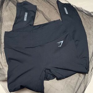 NEW Gymshark Black High-Rise Performance Leggings